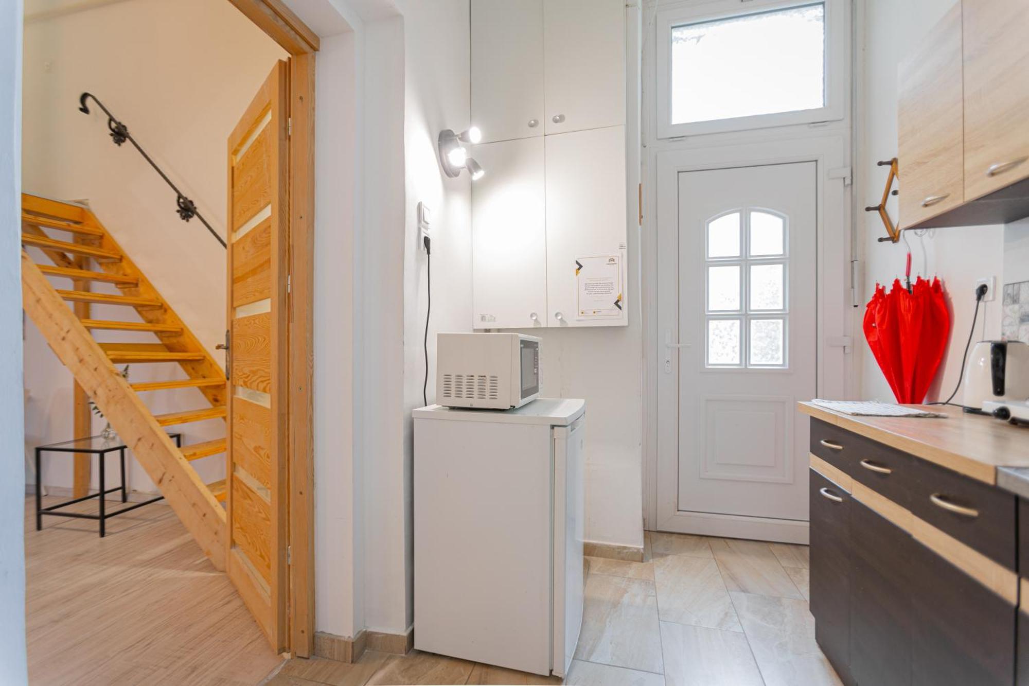 ブダペストCosy Flat With Balconyアパートメント エクステリア 写真